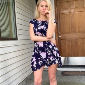 NEW - Urban outfitters navy floral dress $…